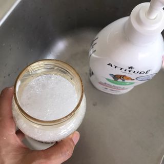 에티튜드 천연 젖병세정제 무향 700ml 1종 주방세제 EWG올그린 순한 비건 세제 — 5점을 준 리뷰어가 2022년 8월 올린 사용 사진