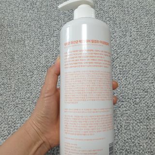 프리[닥터문] 유산균 락토케어 질경초 여성청결제 1000ml (젤타입) — 5점을 준 리뷰어가 2022년 5월 올린 사용 사진