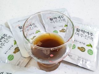 참유원 특허제조 활력 여주진액 여주즙 50포 — 5점을 준 리뷰어가 2022년 3월 올린 사용 사진