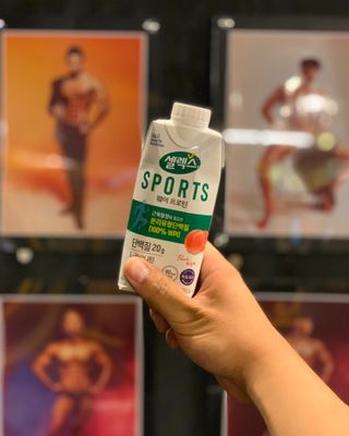 셀렉스스포츠 셀렉스 스포츠 웨이 프로틴 복숭아_ 330ml x 12팩 — 5점을 준 리뷰어가 2021년 7월 올린 사용 사진