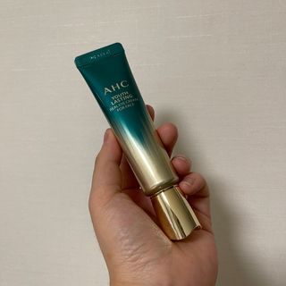 [NEW 탄력유턴 아이크림] AHC 유스 래스팅 리얼 아이크림 포 페이스 — 5점을 준 리뷰어가 2021년 3월 올린 사용 사진