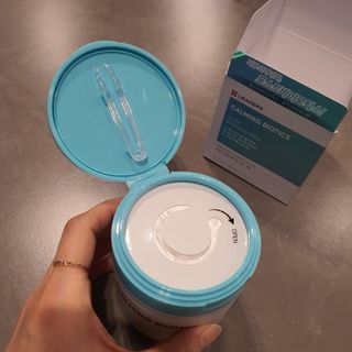 리더스코스메틱 리더스 카밍 바이오틱스 퀵 수딩 패드 — 5점을 준 리뷰어가 2022년 4월 올린 사용 사진