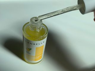 랑벨 비타 에너지 잡티 앰플 50ml 고농축 비타민, 저자극, 수분 촉촉, 미백 앰플 — 5점을 준 리뷰어가 2022년 3월 올린 사용 사진
