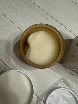 스킨1004 [SKIN1004] 마다가스카르 센텔라 퀵 카밍 패드 70매 130ml — 3.5점을 준 리뷰어가 2024년 9월 올린 사용 사진