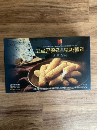 디케이식품(주) 고르곤졸라&모짜렐라 치즈스틱 400g — 4.5점을 준 리뷰어가 2023년 3월 올린 사용 사진