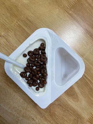 매일바이오 토핑요거트 — 5점을 준 리뷰어가 2021년 6월 올린 사용 사진