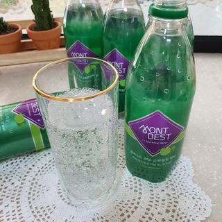 몽베스트 Montbest with Sparkling water Lime20병 — 5점을 준 리뷰어가 2021년 10월 올린 사용 사진