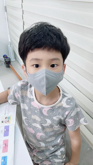 알도(A.L.D.O) 알도 에코슈브 주니어 마스크(중형) — 5점을 준 리뷰어가 2022년 9월 올린 사용 사진