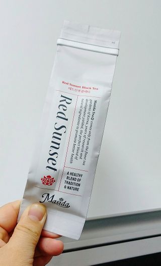 마시다 붉은 석양 빛을 담은 프리미엄 수제 블렌딩 홍차, 레드선셋블랙티 — 5점을 준 리뷰어가 2021년 3월 올린 사용 사진