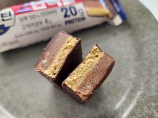 이지프로틴바 3종x각 2ea (고단백질바, 멀티단백질바, 식물성단백질바) — 5점을 준 리뷰어가 2024년 3월 올린 사용 사진