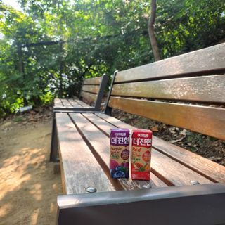 [롯데칠성] 야채듬뿍 더'진한 [롯데칠성] 야채는 이제 COLORFULL! 야채듬뿍  더 진한 레드 4개 +퍼플 4개 (총 8개) — 4점을 준 리뷰어가 2023년 6월 올린 사용 사진