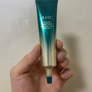 [NEW 탄력유턴 아이크림] AHC 유스 래스팅 리얼 아이크림 포 페이스 — 5점을 준 리뷰어가 2021년 2월 올린 사용 사진