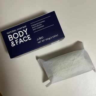 제이제이바이오 허브마사지바 올인원 알약비누 — 5점을 준 리뷰어가 2022년 4월 올린 사용 사진
