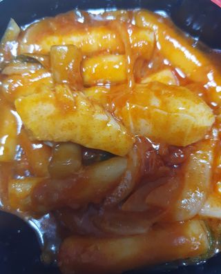 한성기업 무볼레 닭떡볶이+해물떡볶이 2종 세트 — 5점을 준 리뷰어가 2021년 10월 올린 사용 사진