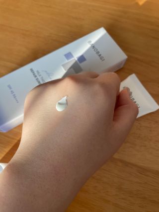 바노바기 코스메틱 바노바기 밀크씨슬 리페어 시카 선스크린 플러스 50ml — 4점을 준 리뷰어가 2023년 8월 올린 사용 사진