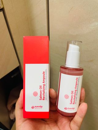 아이앤립 / EYENLIP 아이앤립 연어오일 리바이탈라이징 토너+앰플+크림 3종 세트 — 2.5점을 준 리뷰어가 2021년 7월 올린 사용 사진