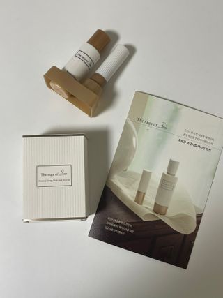 더사가오브수 [사가수] 효혜윤 보태니컬 에너지 에센스인로션 20ml /아이포올 스틱 3g — 4점을 준 리뷰어가 2023년 2월 올린 사용 사진