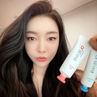 클림 9월 28일, 출시 손 세정의 번거로움을 없앤 핸드크림 — 5점을 준 리뷰어가 2021년 3월 올린 사용 사진