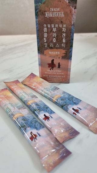 엘리샤코이 아임얼라이브 콤부차 콜라겐 506 스틱젤리 패션프루트 — 3점을 준 리뷰어가 2021년 9월 올린 사용 사진