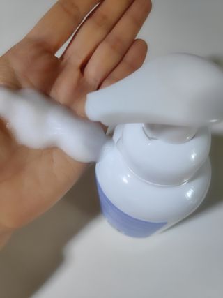 약손명가코스메틱 에오스보떼 브라이트닝 버블 폼 클렌징 300ml — 5점을 준 리뷰어가 2021년 12월 올린 사용 사진