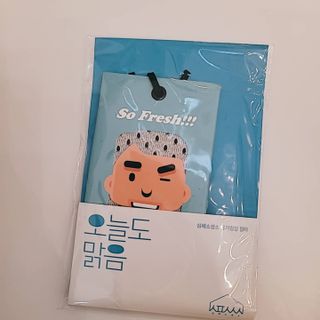 심폐소생소 [오늘도맑음] 차량용 악세사리 공기청정필터 이태리산 자동차용품 내부꾸미기 — 4점을 준 리뷰어가 2021년 12월 올린 사용 사진