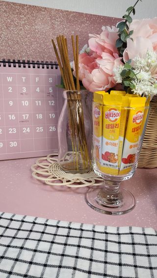 광동생활건강 [광동] 비타500데일리스틱  ★빼빼로데이★ 30포+70포+ 뚱랑이스티커+빼빼로+쇼핑백 — 4.5점을 준 리뷰어가 2022년 11월 올린 사용 사진