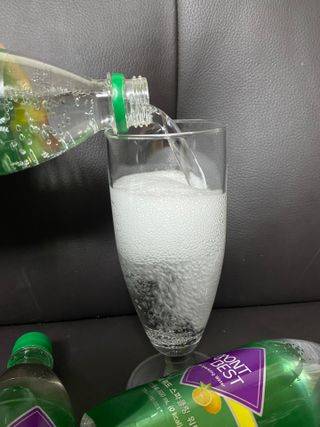 몽베스트 Montbest with Sparkling water Lemon OR Lime 20병(랜덤) — 5점을 준 리뷰어가 2022년 7월 올린 사용 사진