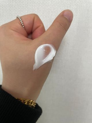 Dr.느루벗 느루벗 링클 솔루션 콘센트레이트 스네일 탄력 달팽이 크림 80g — 4.5점을 준 리뷰어가 2021년 4월 올린 사용 사진