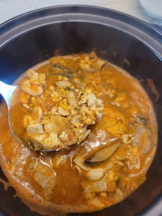 소담스퀘어 상암 궁중해물탕조씨집 백년가게 조씨집 팔뚝탕1인분550g — 4점을 준 리뷰어가 2022년 12월 올린 사용 사진