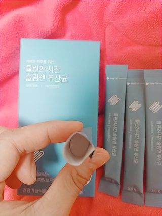클린24시간 슬림앤유산균 1박스 (3.5g X 15포) — 5점을 준 리뷰어가 2022년 11월 올린 사용 사진