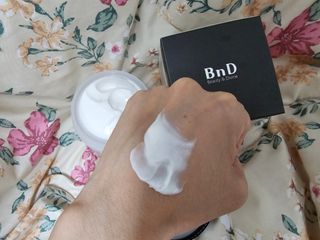 비엔디 프리용[한/영]BnD 바디 미백 겨드랑이 크림 — 5점을 준 리뷰어가 2024년 11월 올린 사용 사진