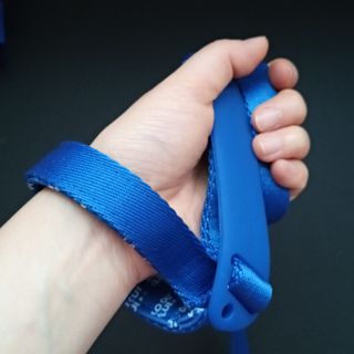 베이컨박스 [BACON] 고아웃클럽 이지그립 리드줄, 목줄 세트-BLUE — 4점을 준 리뷰어가 2021년 6월 올린 사용 사진