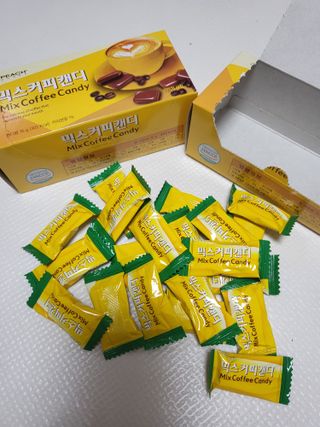 (주) 피치코리아 믹스커피캔디76g x2개입 — 3점을 준 리뷰어가 2022년 11월 올린 사용 사진
