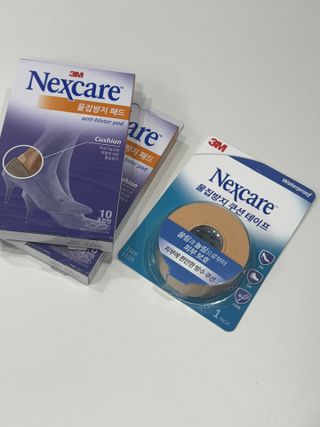 3M 넥스케어 물집방지쿠션테이프 1매 + 물집방지패드 10매 — 5점을 준 리뷰어가 2024년 3월 올린 사용 사진