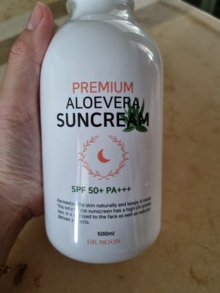 [닥터문] 프리미엄 알로에베라 선크림 500ml — 5점을 준 리뷰어가 2022년 5월 올린 사용 사진