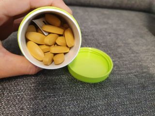 Swisse 스위스 고함량 밀크씨슬 35,000mg 60정 — 5점을 준 리뷰어가 2021년 11월 올린 사용 사진
