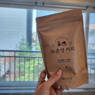 소담스퀘어 상암 최준영 커피 초코 블렌드(홀빈/드립분쇄 택 1) — 4.5점을 준 리뷰어가 2022년 11월 올린 사용 사진