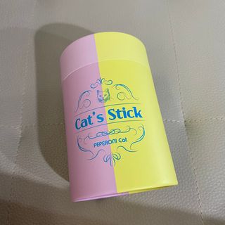 페페로니 맛있는 스틱 - 무항생제 닭고기 15개 + 원양선 참치 15개 — 4점을 준 리뷰어가 2021년 8월 올린 사용 사진