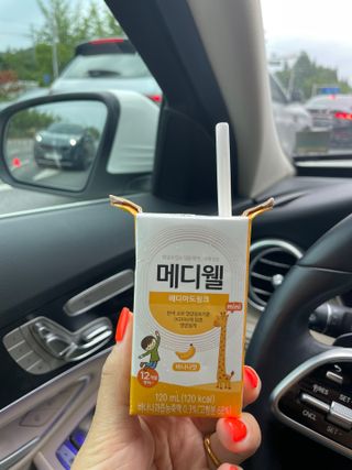 메디웰 페디아드링크 미니 바나나맛 — 5점을 준 리뷰어가 2022년 8월 올린 사용 사진