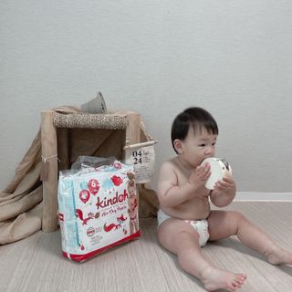 킨도 프리미엄 에어드라이v2 팬티형 기저귀 — 5점을 준 리뷰어가 2021년 6월 올린 사용 사진