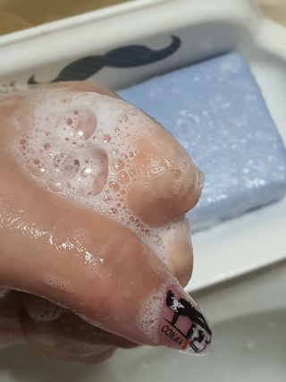 제주인디 제주 푸른바 폴리인디고 샴푸&워시 — 5점을 준 리뷰어가 2021년 12월 올린 사용 사진