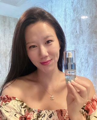 나우 [리브엠] 화해 1등 수분앰플 , 엑소코어 워터풀 텐션 앰플 — 3점을 준 리뷰어가 2023년 8월 올린 사용 사진