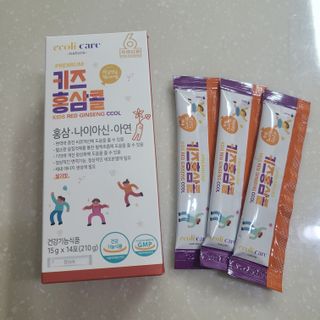 베거스코리아 [콜리케어] 키즈 홍삼콜리 딸기맛 14포 — 5점을 준 리뷰어가 2021년 10월 올린 사용 사진