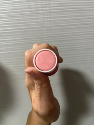 스킨큐어 산다화 카멜리아 안티 링클 멀티밤 — 4.5점을 준 리뷰어가 2022년 10월 올린 사용 사진