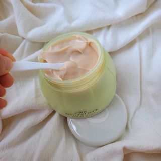 카오리온코스메틱스 사카로미세스와 시카의 만남        릴리피 릴렉싱 크림 진정한 탄력을 경험해보세요 — 5점을 준 리뷰어가 2021년 7월 올린 사용 사진