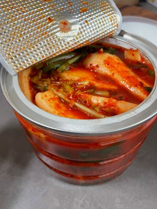 셰프애찬 알타리김치 총각김치 1kg — 4.5점을 준 리뷰어가 2022년 10월 올린 사용 사진