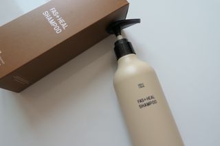 패스트힐(fast heal) 패스트힐 탈모증상완화샴푸 470ml — 5점을 준 리뷰어가 2023년 9월 올린 사용 사진