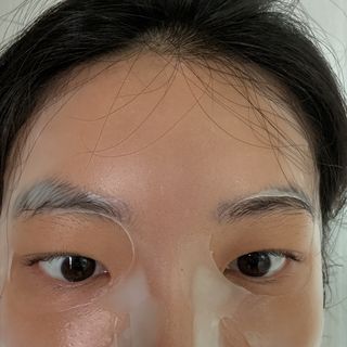 [올리브영] 웰더마 프리미엄 사파이어 콜라겐 임팩트 피팅 마스크 4매 — 5점을 준 리뷰어가 2025년 7월 올린 사용 사진