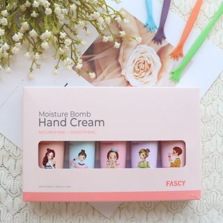 파시 고보습 핸드크림 40ml 5종 기프트 세트 — 5점을 준 리뷰어가 2022년 8월 올린 사용 사진