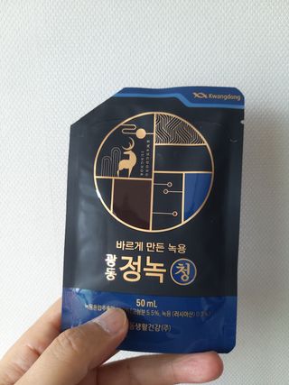 광동생활건강 [광동] 바르게 만든 녹용, 광동정녹청 30포. — 5점을 준 리뷰어가 2022년 6월 올린 사용 사진